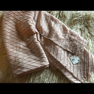 NWT-Anne Klein Blush Diamond Pleat Wrap